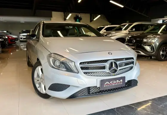 MERCEDES-BENZ CLASSE A 1.6 200 TURBO STYLE GASOLINA 4P AUTOMATIZADO