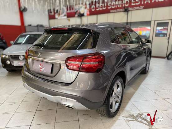 MERCEDES-BENZ-GLA 200-1.6 CGI FLEX ADVANCE 7G-DCT MERCEDES-BENZ-GLA 200-2017