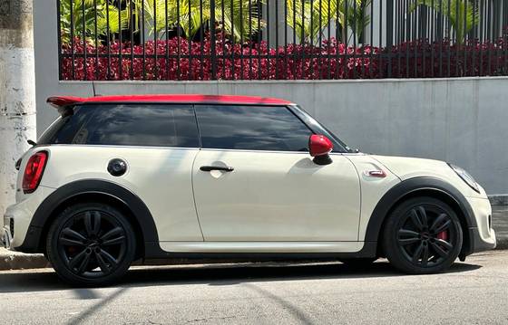 MINI COOPER 2.0 JOHN COOPER WORKS 16V TURBO GASOLINA 2P AUTOMATICO