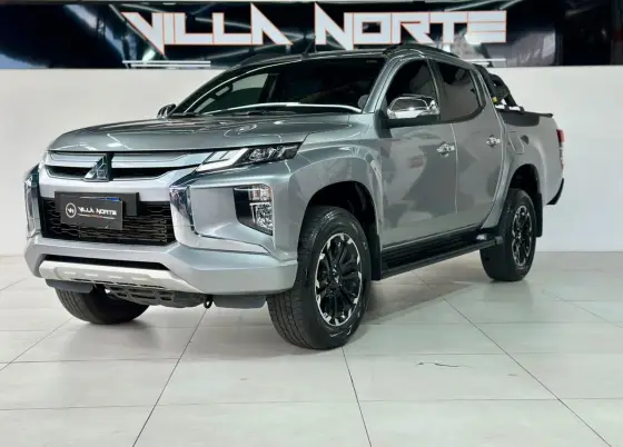 MITSUBISHI L200 TRITON 2.4 16V TURBO DIESEL SPORT HPE CD 4P 4X4 AUTOMÁTICO