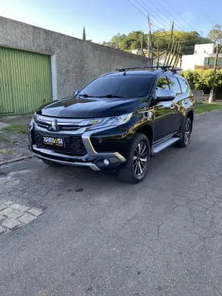 MITSUBISHI PAJERO SPORT 2.4 16V MIVEC TURBO DIESEL HPE AWD AUTOMÁTICO MITSUBISHI PAJERO SPORT 2.4 16V MIVEC TURBO DIESEL HPE AWD AUTOMÁTICO