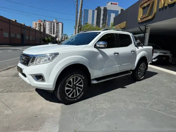 NISSAN FRONTIER 2.3 16V TURBO DIESEL LE CD 4X4 AUTOMÁTICO NISSAN FRONTIER 2.3 16V TURBO DIESEL LE CD 4X4 AUTOMÁTICO