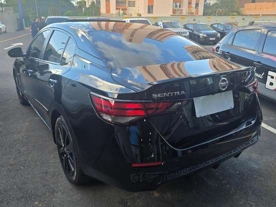 NISSAN-SENTRA-2023
