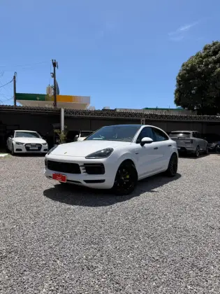 PORSCHE CAYENNE 3.0 V6 E-HYBRID PLATINUM EDITION AWD TIPTRONIC S PORSCHE CAYENNE 3.0 V6 E-HYBRID PLATINUM EDITION AWD TIPTRONIC S