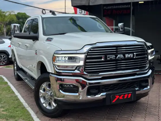 RAM 3500 6.7 I6 TURBO DIESEL LARAMIE CD 4X4 AUTOMÁTICO