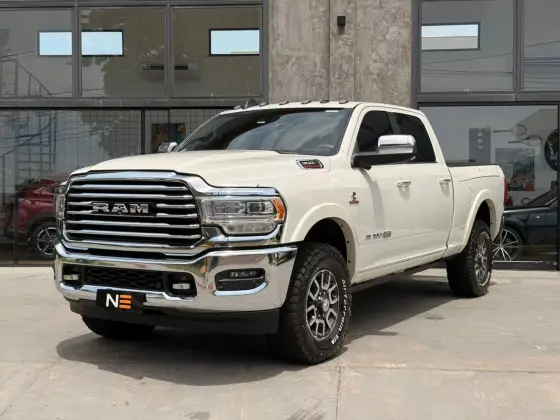 RAM 3500 6.7 I6 TURBO DIESEL LIMITED LONGHORN CD 4X4 AUTOMÁTICO RAM 3500 6.7 I6 TURBO DIESEL LIMITED LONGHORN CD 4X4 AUTOMÁTICO