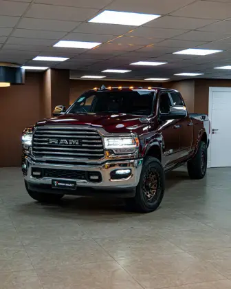 RAM 3500 6.7 I6 TURBO DIESEL LIMITED LONGHORN CD 4X4  AUTOMÁTICO