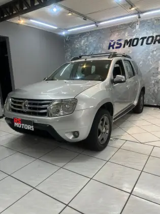 RENAULT DUSTER 2.0 DYNAMIQUE 4X2 16V FLEX 4P AUTOMÁTICO