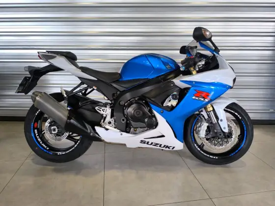 SUZUKI GSX-R750 SUZUKI GSX-R750