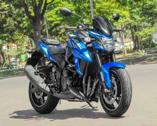 SUZUKI GSX-S750A 