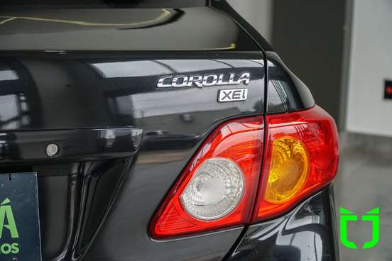 TOYOTA-COROLLA-2008