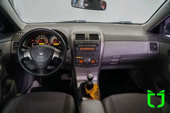 TOYOTA-COROLLA-2008