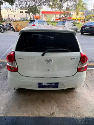 TOYOTA ETIOS 1.3 X 16V FLEX 4P MANUAL