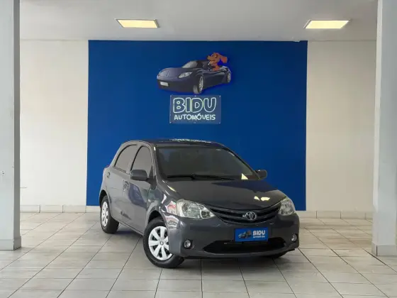 TOYOTA ETIOS 1.3 XS 16V FLEX 4P MANUAL TOYOTA ETIOS 1.3 XS 16V FLEX 4P MANUAL