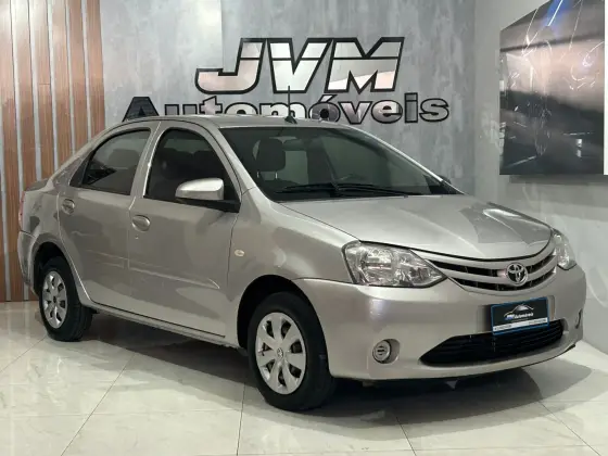 TOYOTA ETIOS 1.5 X SEDAN 16V FLEX 4P MANUAL