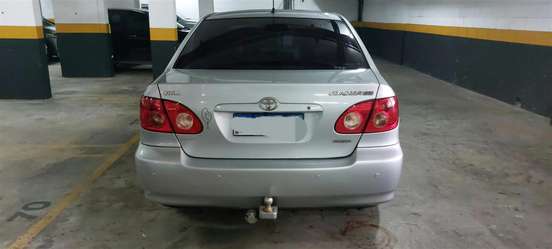 TOYOTA-COROLLA-2005