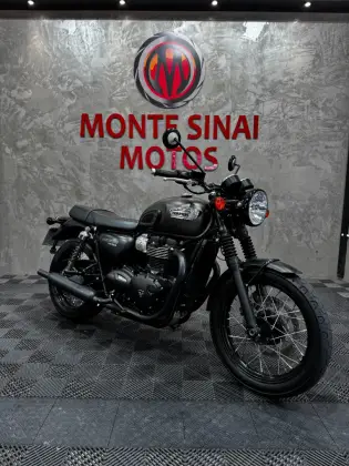 TRIUMPH BONNEVILLE T100 BLACK 900 