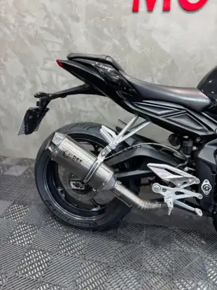 TRIUMPH-STREET TRIPLE 765 S-2018