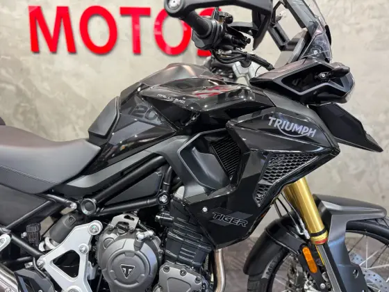 TRIUMPH TIGER 1200 BLACK EDITION 