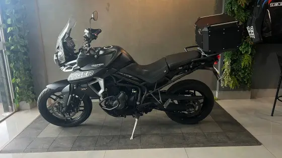 TRIUMPH TIGER 800 XRX 
