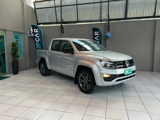 VOLKSWAGEN AMAROK 2.0 COMFORTLINE 4X4 CD 16V TURBO INTERCOOLER DIESEL 4P AUTOMÁTICO VOLKSWAGEN AMAROK 2.0 COMFORTLINE 4X4 CD 16V TURBO INTERCOOLER DIESEL 4P AUTOMÁTICO