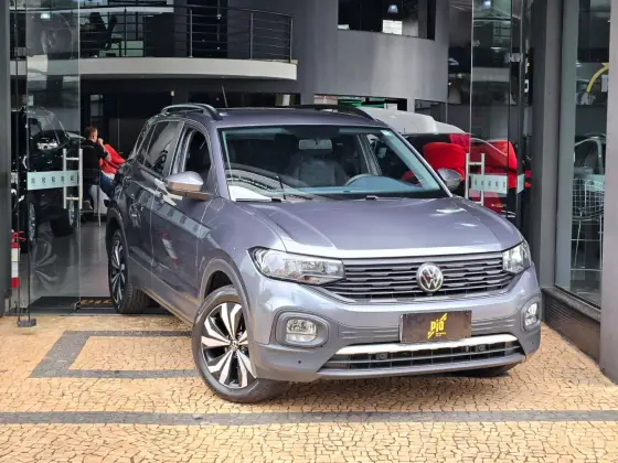 VOLKSWAGEN T-CROSS 1.0 200 TSI TOTAL FLEX AUTOMÁTICO VOLKSWAGEN T-CROSS 1.0 200 TSI TOTAL FLEX AUTOMÁTICO