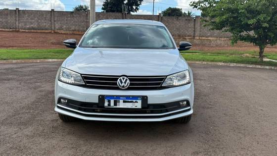 VOLKSWAGEN JETTA 2.0 TSI HIGHLINE 211CV GASOLINA 4P TIPTRONIC