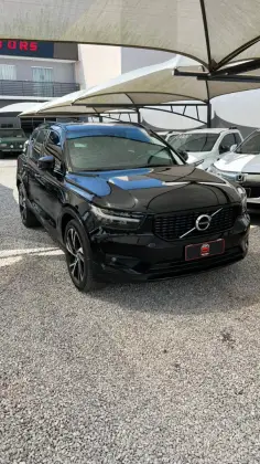 VOLVO XC40 1.5 T5 RECHARGE R-DESIGN GEARTRONIC