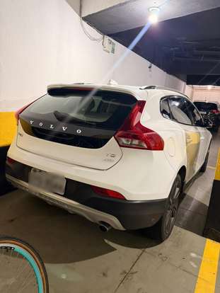 VOLVO-V40-2.0 T5 CROSS COUNTRY AWD TURBO GASOLINA 4P AUTOMÁTICO VOLVO-V40-2014