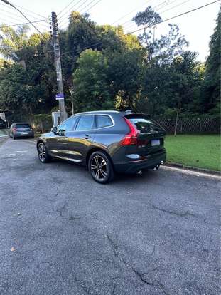 VOLVO-XC60-2.0 T5 GASOLINA MOMENTUM AWD GEARTRONIC VOLVO-XC60-2018