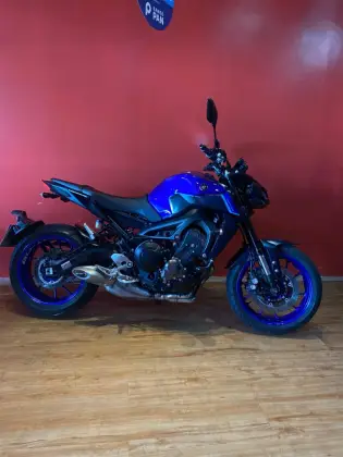 YAMAHA MT-09 