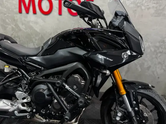 YAMAHA MT-09 YAMAHA MT-09
