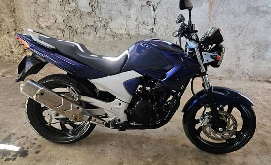 YAMAHA YS 250 FAZER 