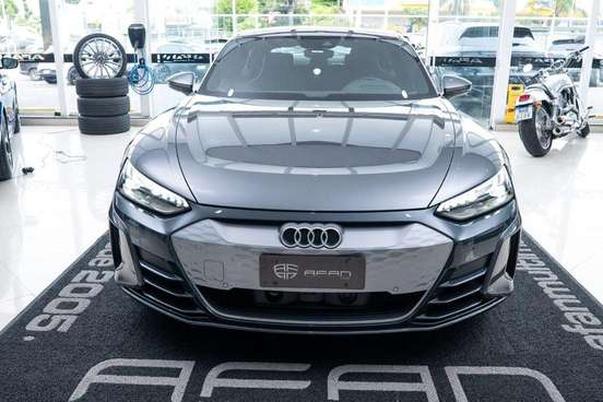 AUDI-E-TRON GT-2023