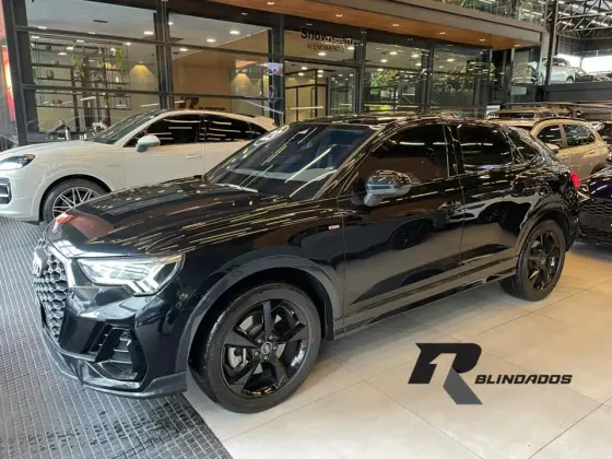 AUDI Q3 2.0 40 TFSI GASOLINA SPORTBACK PERFORMANCE BLACK QUATTRO TIPTRONIC