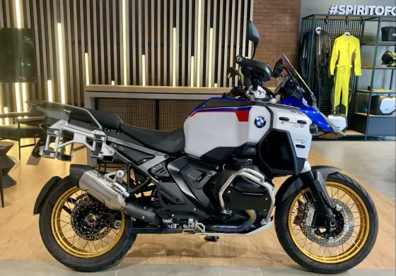 BMW R 1300 GS ADVENTURE TROPHY 