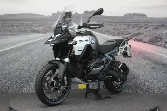 BMW R 1300 GS ADVENTURE BMW R 1300 GS ADVENTURE