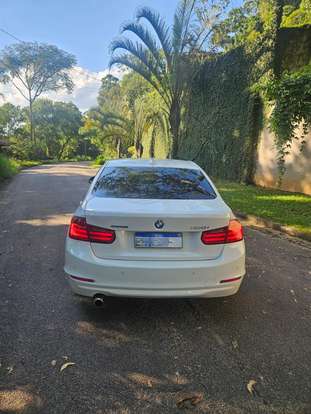 BMW-320i-2.0 16V TURBO ACTIVE FLEX 4P AUTOMÁTICO BMW-320i-2013
