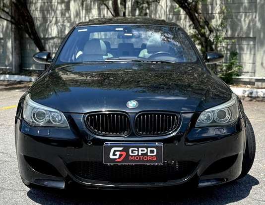 BMW-M5-5.0 V10 40V GASOLINA 4P AUTOMATIZADO BMW-M5-2005