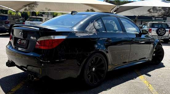 BMW-M5-5.0 V10 40V GASOLINA 4P AUTOMATIZADO BMW-M5-2005