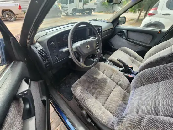 CHEVROLET-OMEGA-2.2 MPFI GLS 8V GASOLINA 4P MANUAL CHEVROLET-OMEGA-1992