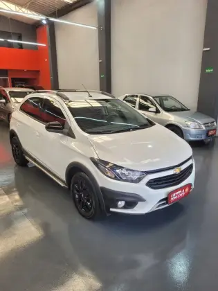 CHEVROLET ONIX 1.4 MPFI ACTIV 8V FLEX 4P MANUAL CHEVROLET ONIX 1.4 MPFI ACTIV 8V FLEX 4P MANUAL