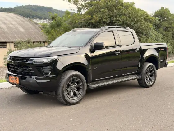 CHEVROLET S10 2.8 16V TURBO DIESEL LTZ CD 4X4 AUTOMÁTICO