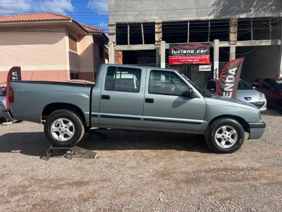 CHEVROLET S10 2.8 DLX 4X4 CD 12V TURBO INTERCOOLER DIESEL 4P MANUAL