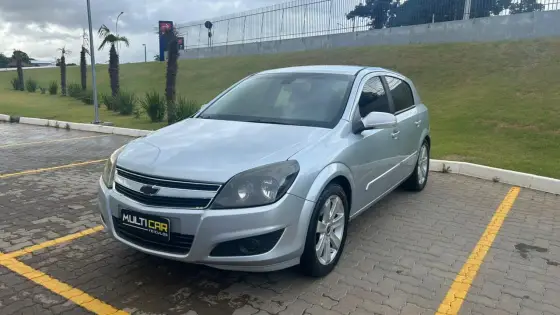 CHEVROLET VECTRA 2.0 MPFI GT HATCH 8V FLEX 4P MANUAL