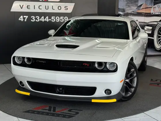 DODGE CHALLENGER 6.4 V8 HEMI GASOLINA R/T SCAT PACK TORQUEFLITE