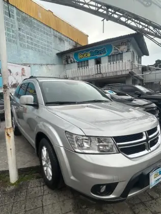 DODGE JOURNEY 3.6 SXT V6 GASOLINA 4P AUTOMÁTICO