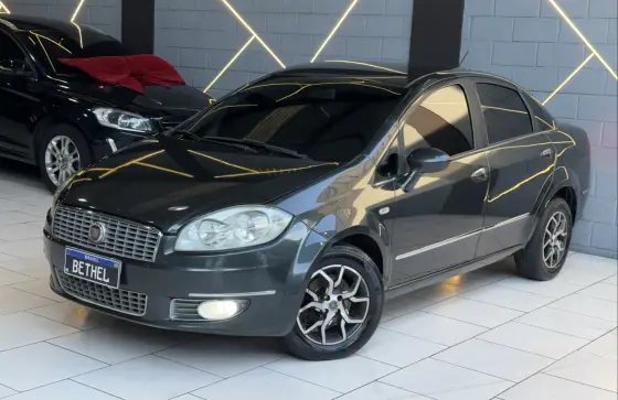 FIAT LINEA 1.9 MPI LX 16V FLEX 4P MANUAL