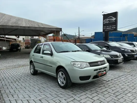 FIAT PALIO 1.0 MPI FIRE CELEBRATION 8V FLEX 4P MANUAL