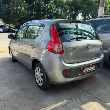 FIAT PALIO 1.4 MPI ATTRACTIVE 8V FLEX 4P MANUAL FIAT PALIO 1.4 MPI ATTRACTIVE 8V FLEX 4P MANUAL